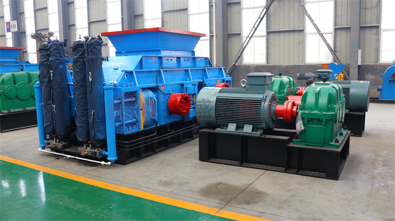 鵝卵石對輥制砂機多少錢一臺？