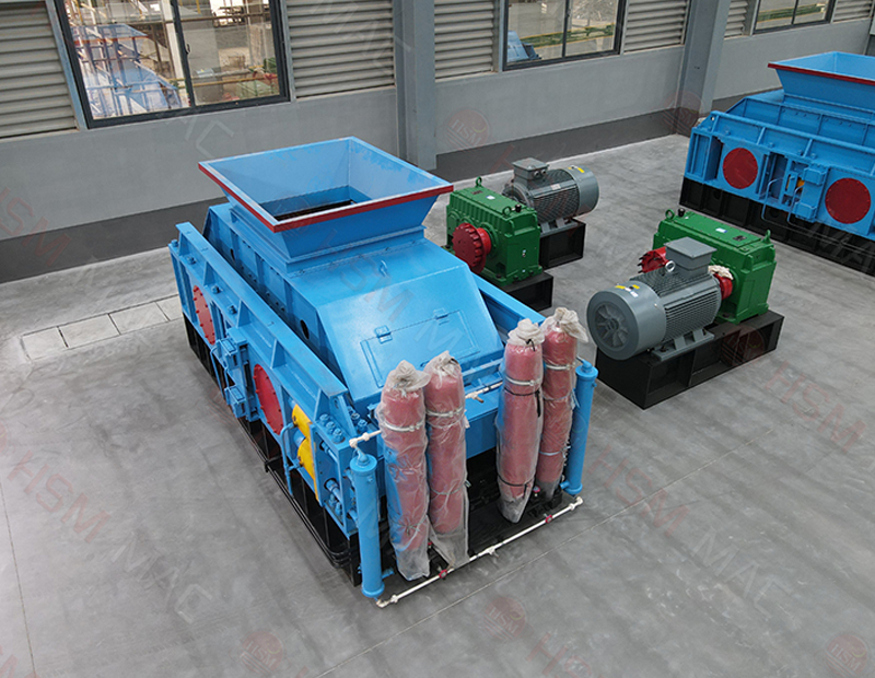 石英石制砂機(jī)_石英石對(duì)輥制砂機(jī),石英石液壓對(duì)輥制砂機(jī)