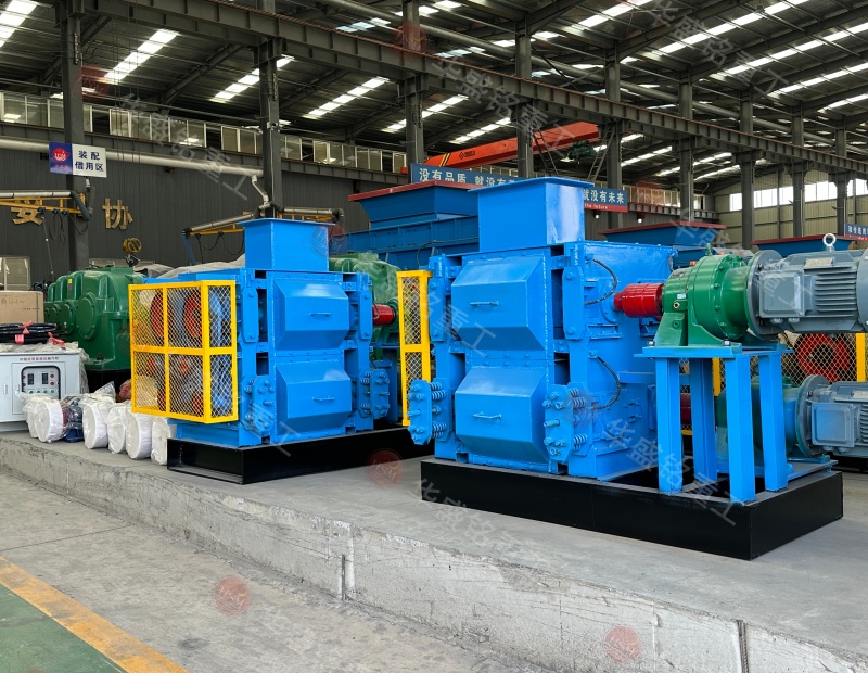 碳酸鋰塊破碎工序的設(shè)備配置探討——華盛銘四輥破碎機(jī)應(yīng)用觀察